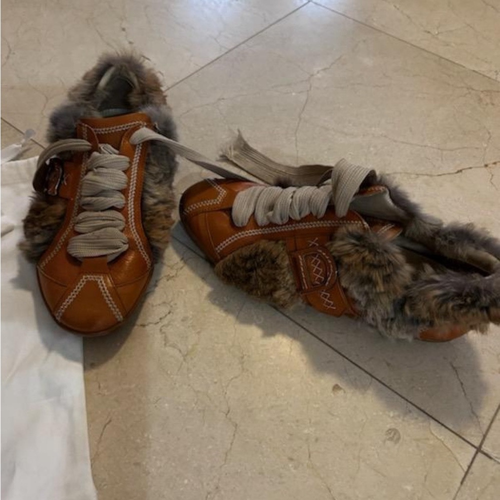 Dior fur & suede sneakers - Picture 2 of 7
